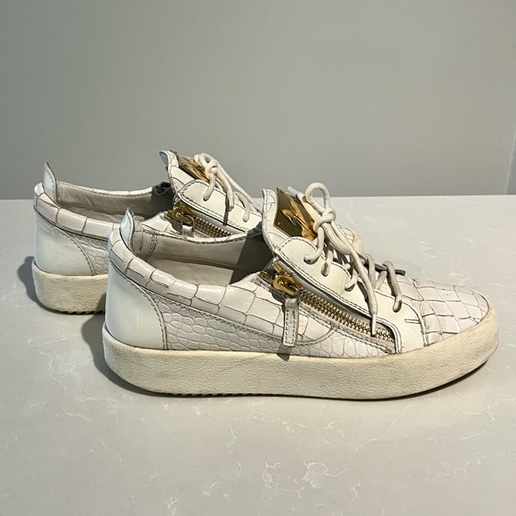 Giuseppe Zanotti Zip-Detailed Lace Up Sneakers - Picture 6 of 11